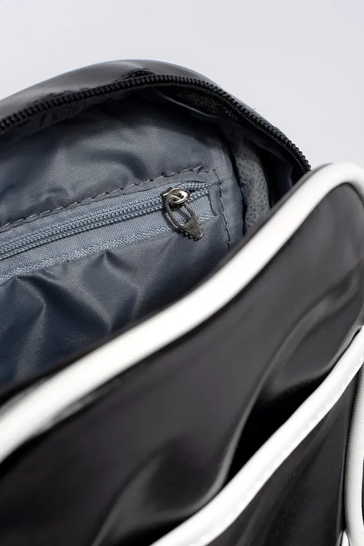 Bolsa pequena juvenil preta