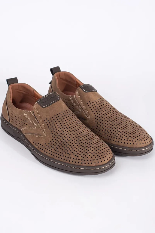 Mocassins masculinos vazados na cor...