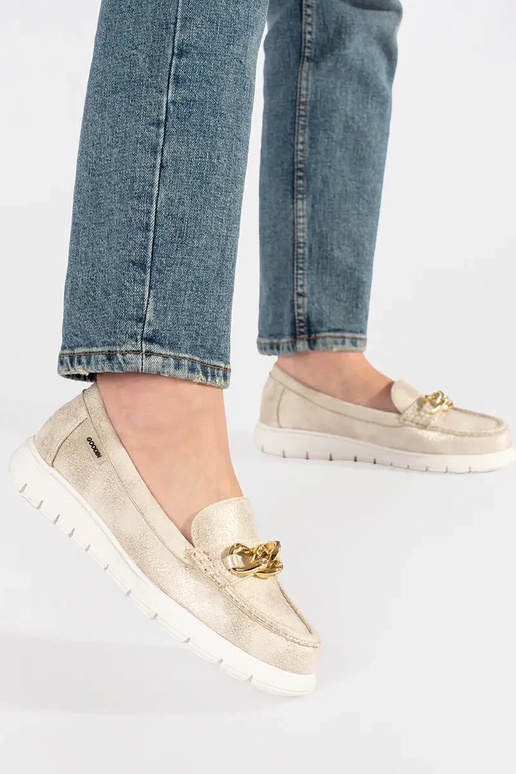 Sapatos bege em plataforma Sapatos bege em plataforma