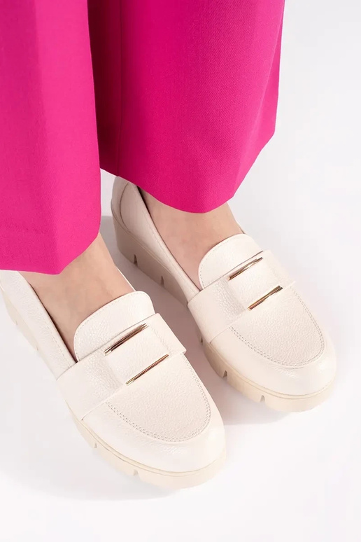 Mocassins azuis em camurça com corrente Mocassins azuis em camurça com corrente