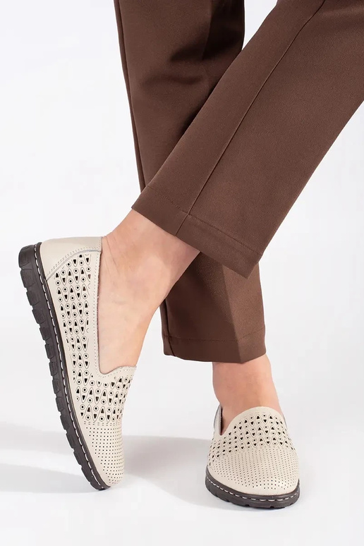 Mocassins pretos em camurça com sola...