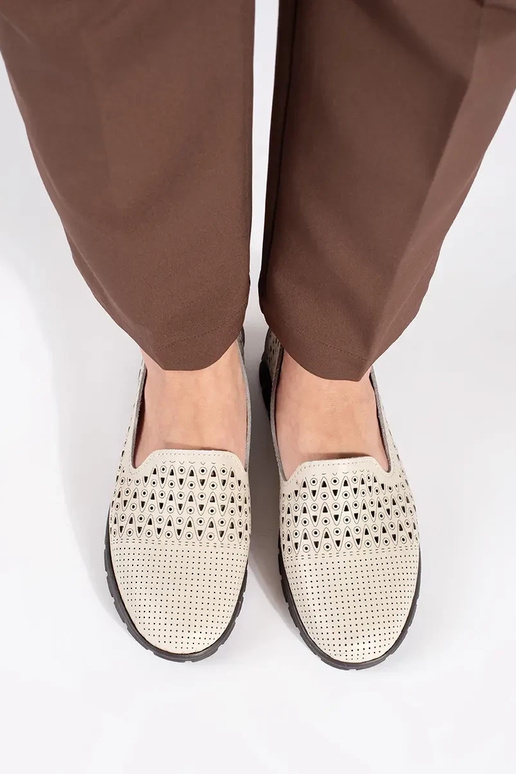 Mocassins pretos em camurça com sola...