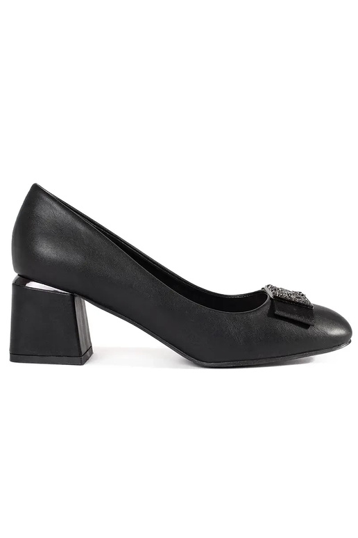 Sapatos altos pretos