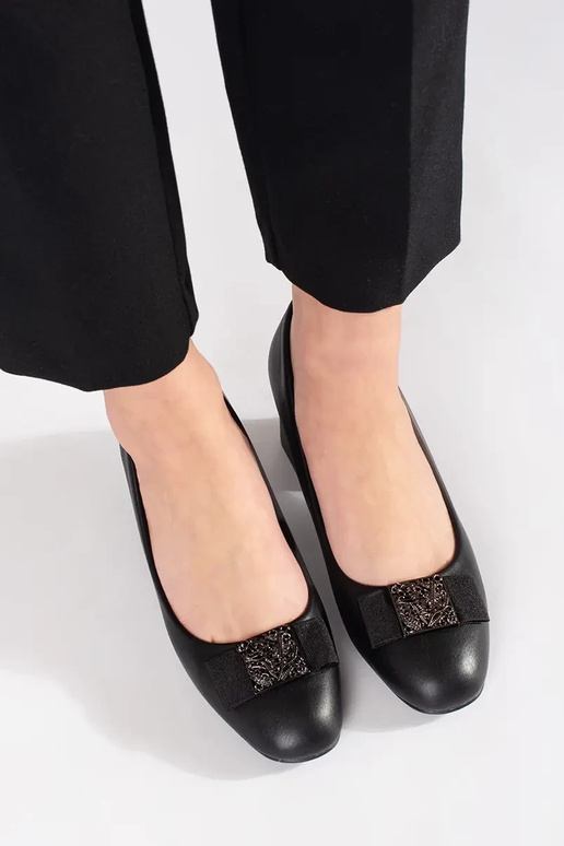 Sapatos altos pretos