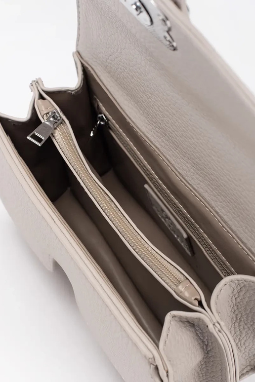 Bolsa Pequena Feminina em Marfim com... Bolsa Pequena Feminina em Marfim com...