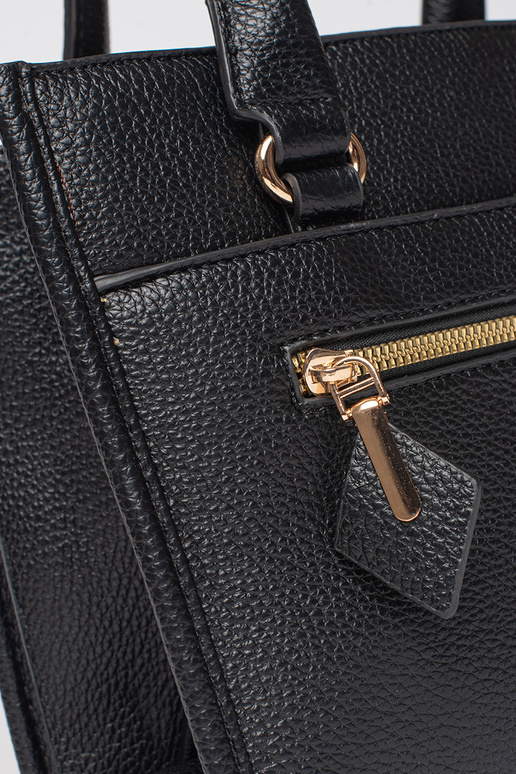 Bolsa preta com zíper