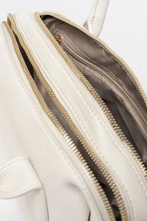 Bolsa feminina na cor areia vibrante