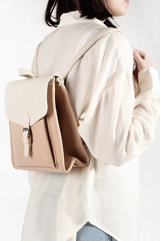 Mochila na cor marfim