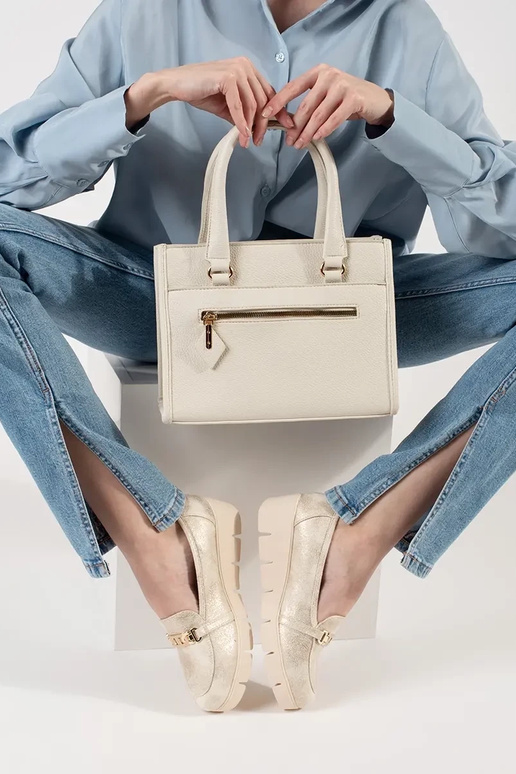 Mocassins em couro dourados com...