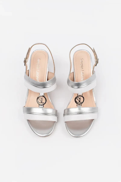 Sandálias femininas de salto alto...