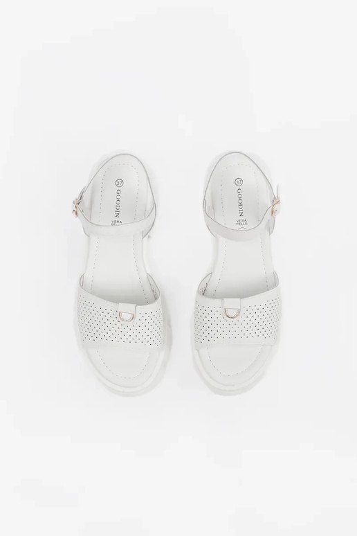 Sandálias brancas com plataforma Sandálias brancas com plataforma