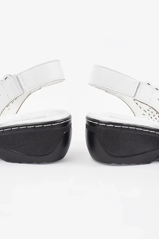 Sandálias femininas de cor areia de...