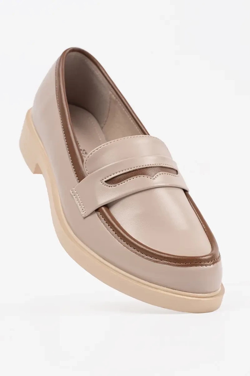 Mocassins elegantes femininos na cor... Mocassins elegantes femininos na cor...