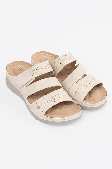 Chinelos de baixa... 2