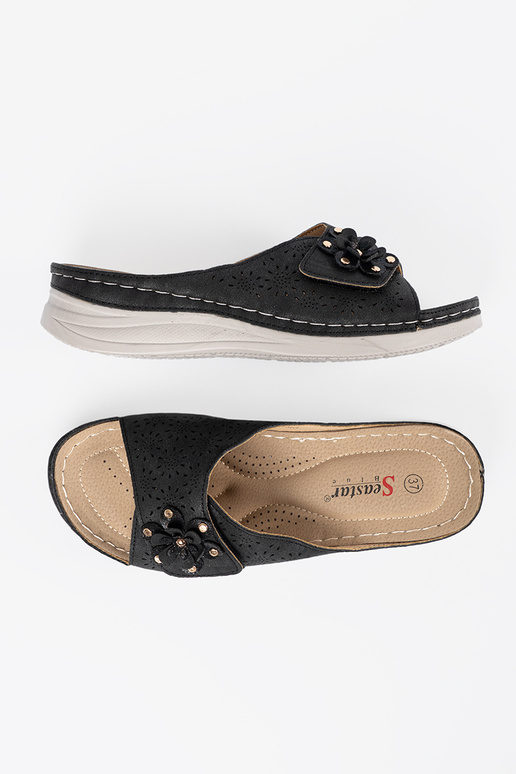 Chinelos femininos com flores... Chinelos femininos com flores...