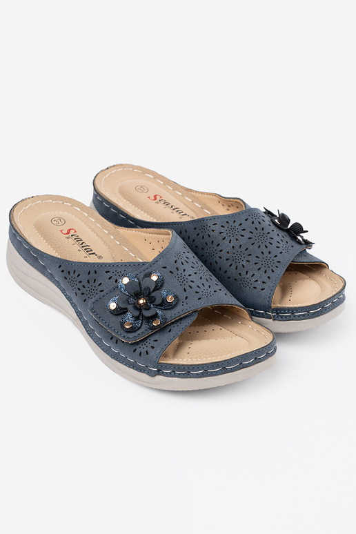 Chinelos femininos com flores... Chinelos femininos com flores...