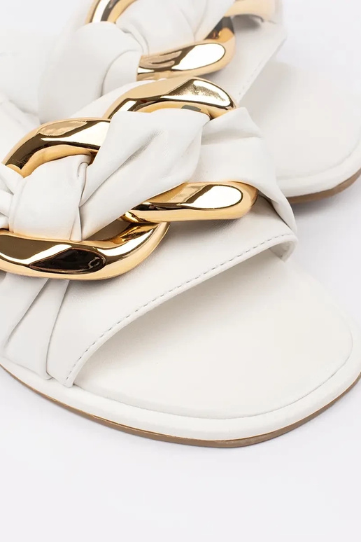 Chinelos femininos planos brancos