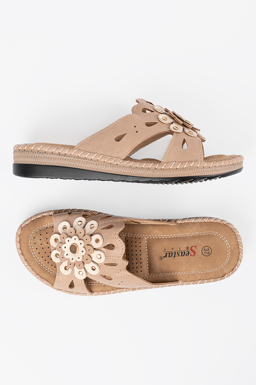 Chinelos femininos com flores... Chinelos femininos com flores...