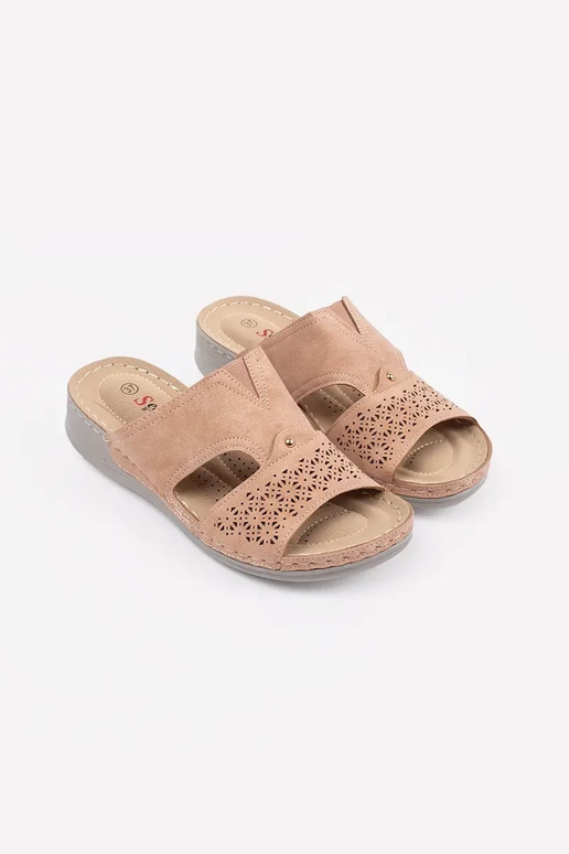 Chinelos de salto baixo cor rosa pó