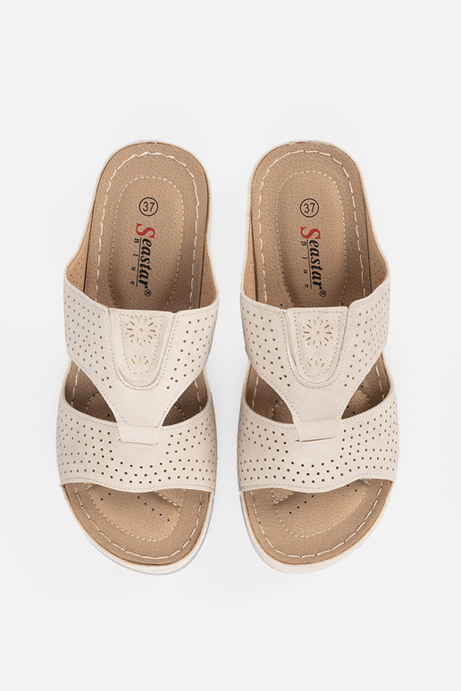 Chinelos confortáveis com...