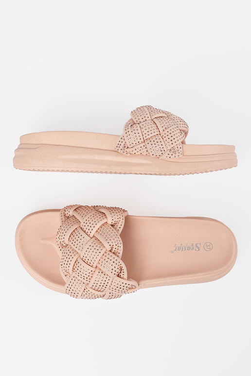 Chinelos com cristais na cor rosa