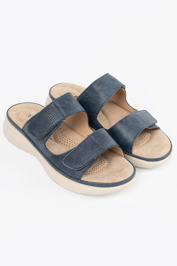 Chinelos confortáveis... 2