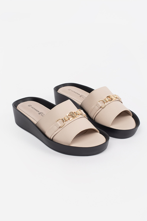 chinelas femininas em tom areia com...