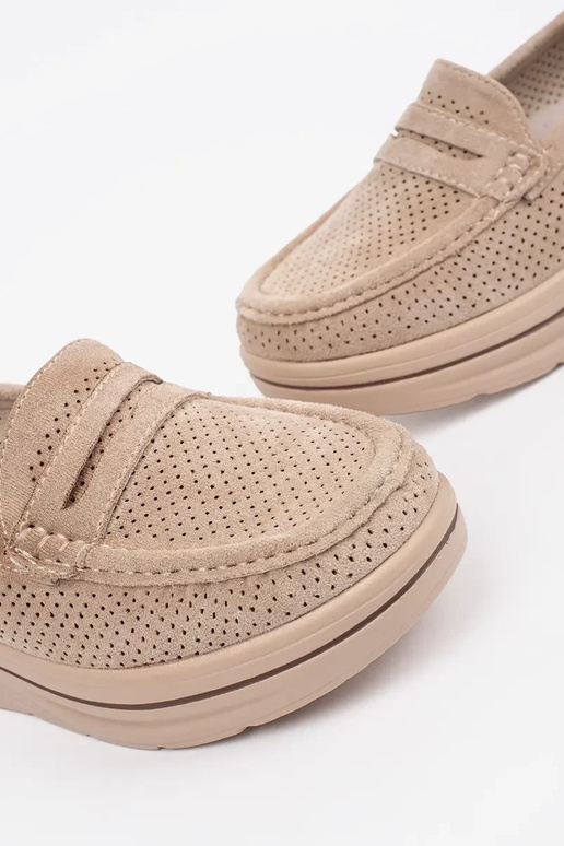 mocassins cor areia com sola grossa