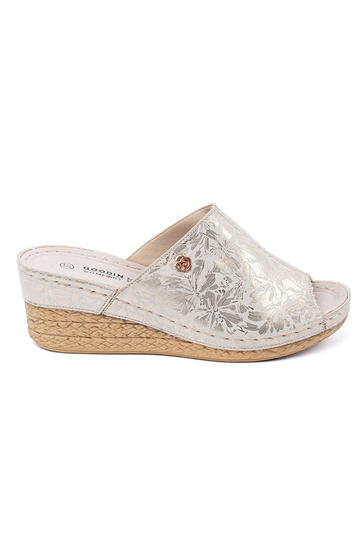 Chinelo Feminino Marfim com...