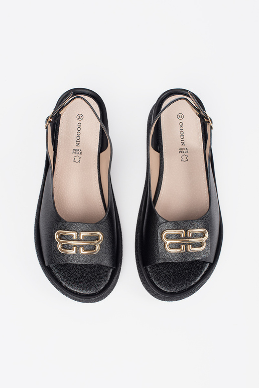 Sandálias planas pretas com decoração Sandálias planas pretas com decoração