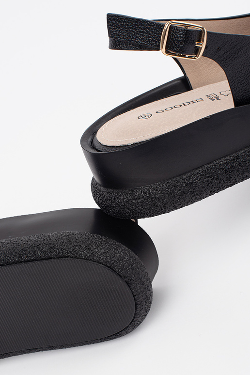 Sandálias planas pretas com decoração Sandálias planas pretas com decoração