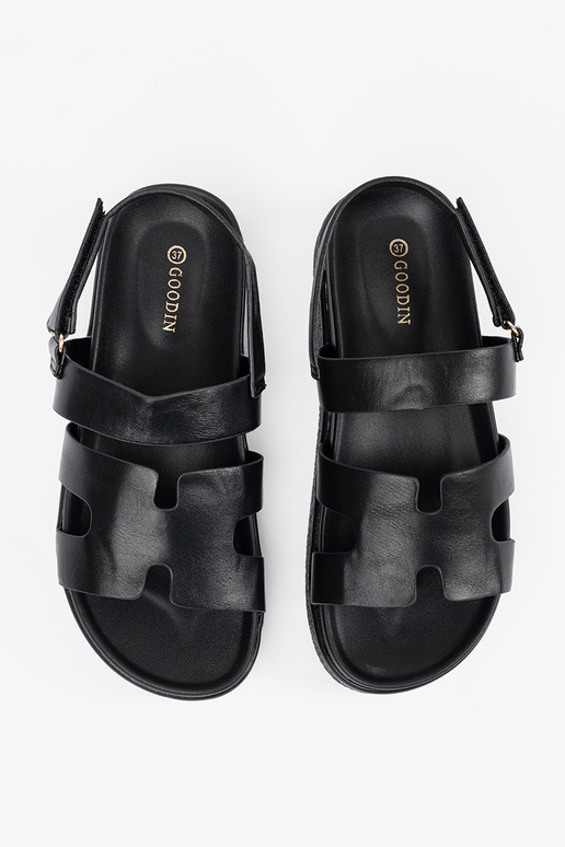 Sandálias pretas plataforma