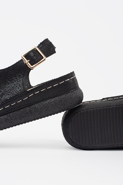 Sandálias pretas em plataforma clara Sandálias pretas em plataforma clara