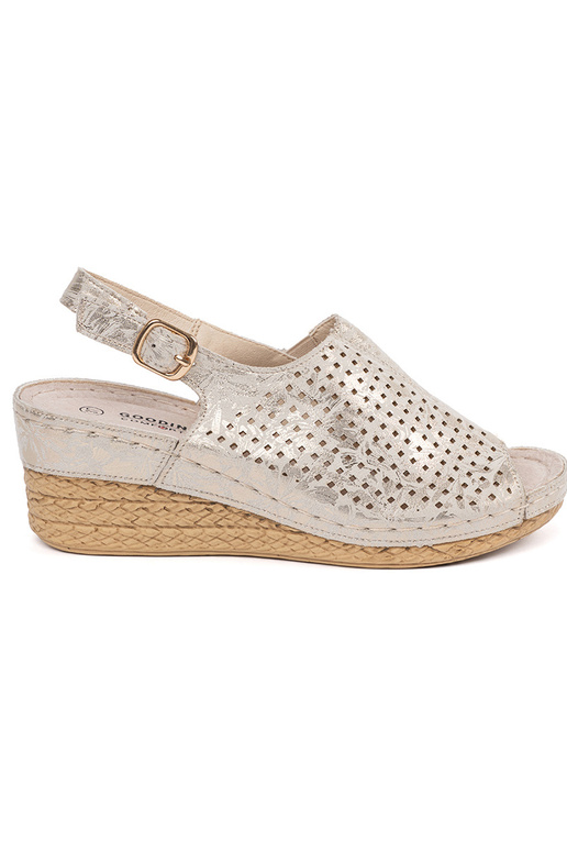 Sandálias na cor areia Sandálias na cor areia