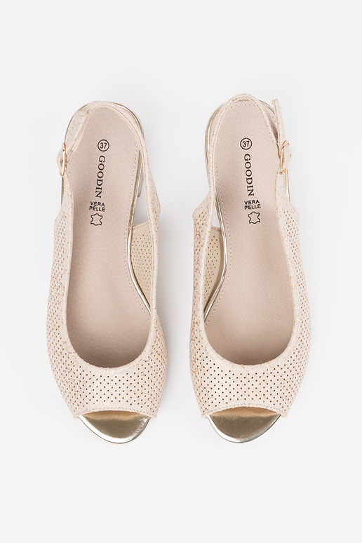 Sandálias em Tom de Marfim com... Sandálias em Tom de Marfim com...