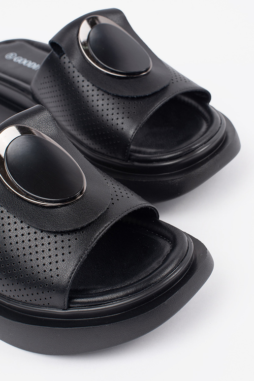 Chinelo Preto Confortável com Plataforma