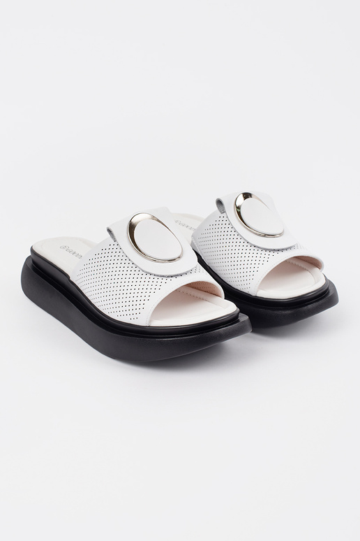 Chinelo Preto e Branco Confortável...