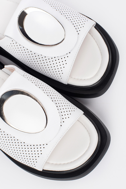 Chinelo Preto e Branco Confortável...