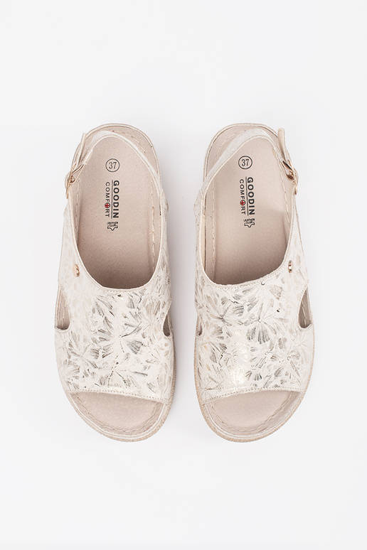 Sandalias Planas Marfim com Fivela Sandalias Planas Marfim com Fivela