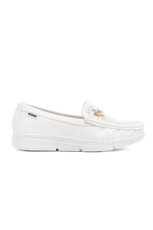 Mocassins vazados cor marfim Mocassins vazados cor marfim