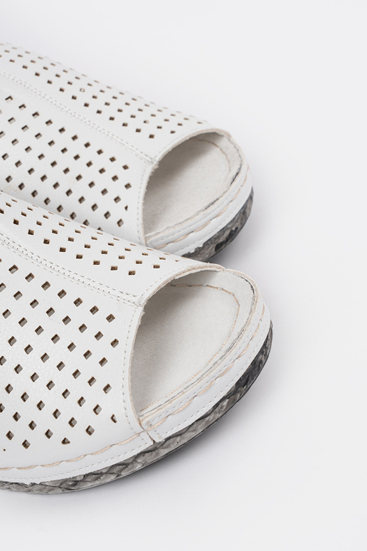 Sandálias brancas Sandálias brancas