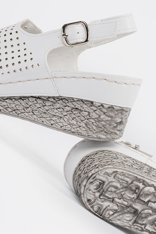 Sandálias brancas Sandálias brancas