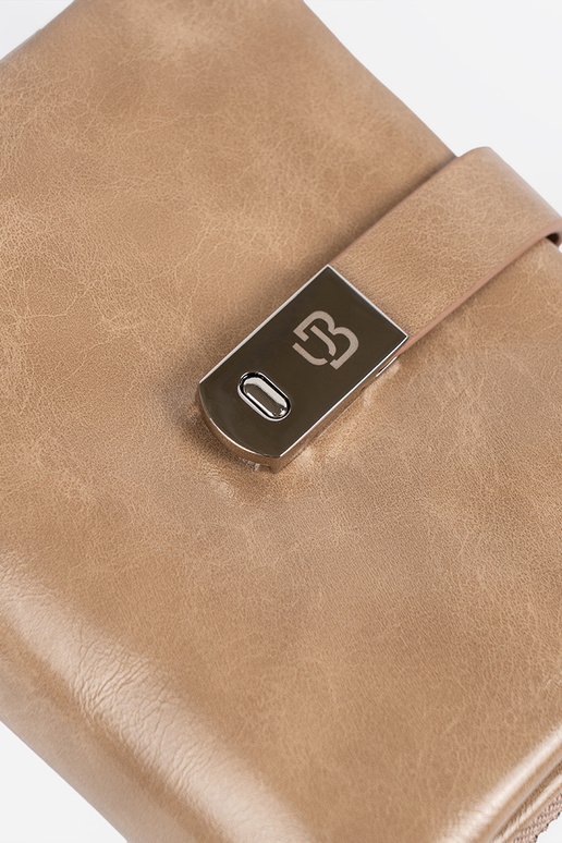 Carteira feminina elegante na cor marfim