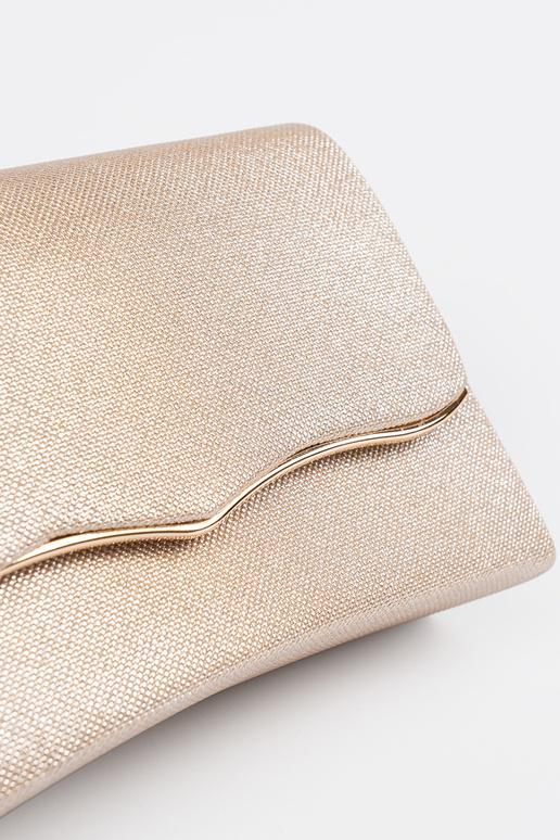 Bolsa dourada com corrente