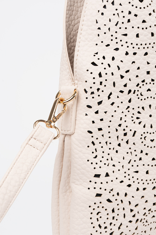 Bolsa feminina em estilo vazado cor...