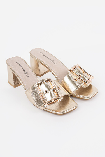 Chinelos femininos dourados... 2