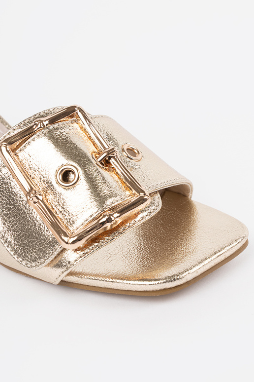 Chinelos femininos dourados de salto...