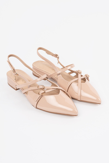 Sapatos de salto alto... 2