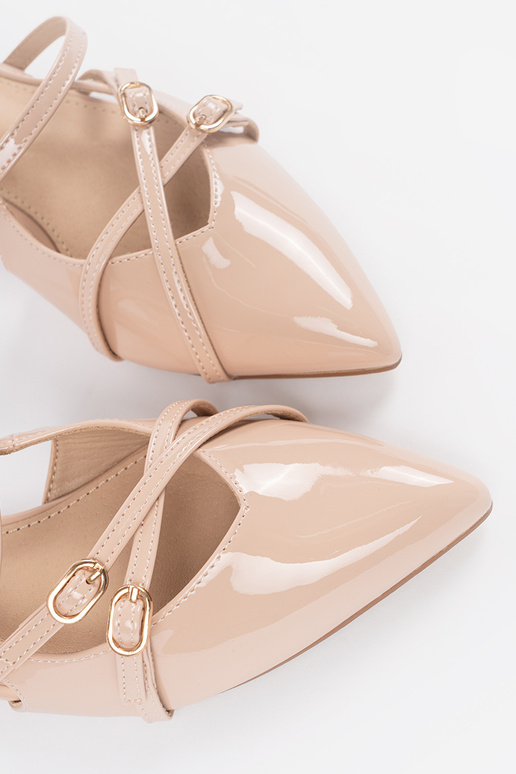 Sapatos de salto alto femininos bege... Sapatos de salto alto femininos bege...