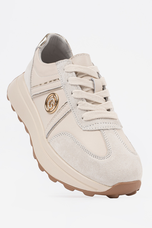 Ténis de couro bege com sola grossa Ténis de couro bege com sola grossa